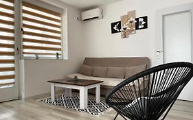Starlux Apartment